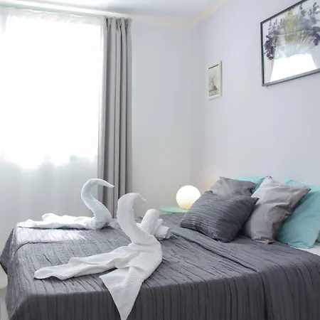 Ocean Garden 509 With Sunny Terrace 아데제